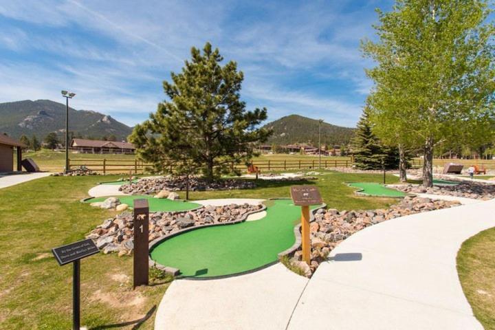 Ymca Of The Rockies Hotel Estes Park Eksteriør billede